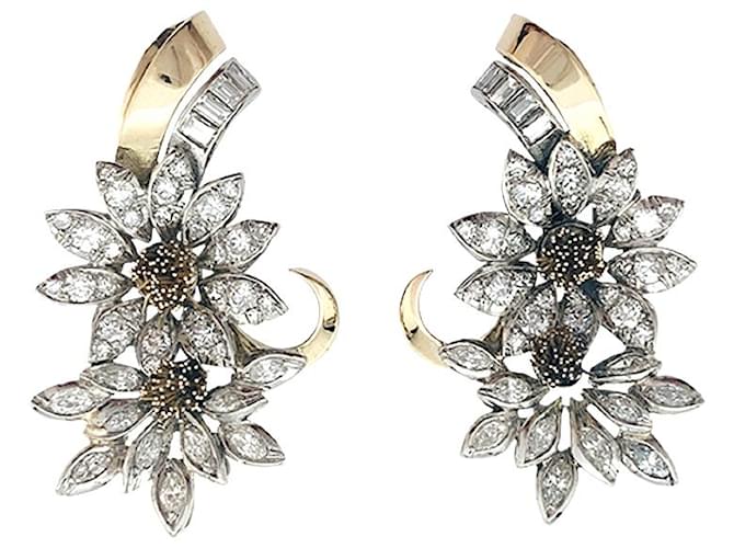 inconnue Earrings, "Edelweiss", In yellow gold, platinum and diamonds.  ref.920044