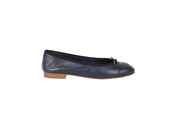 Chanel Leather Ballet Flats Blue Navy blue  ref.920046