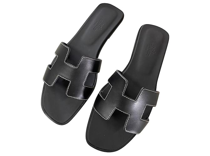 Hermès hermes maintenant sandales noires Cuir  ref.919782
