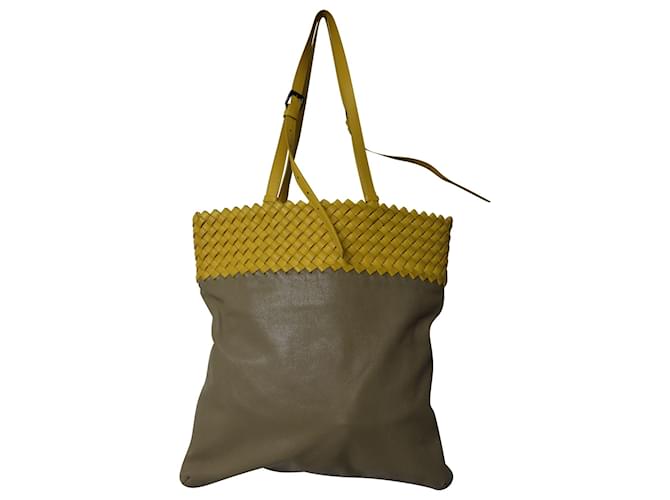 Bottega Veneta Contrast Intrecciato Tote Bag in Olive Green Leather  ref.920303