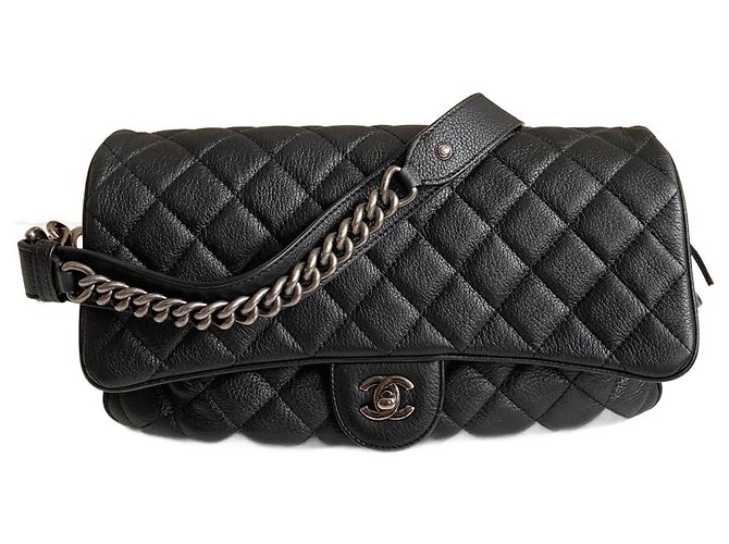 Borsa Chanel Classic Flap Nera in Pelle Nero