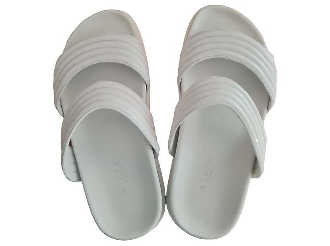 Alaïa Leder Mules Weiß