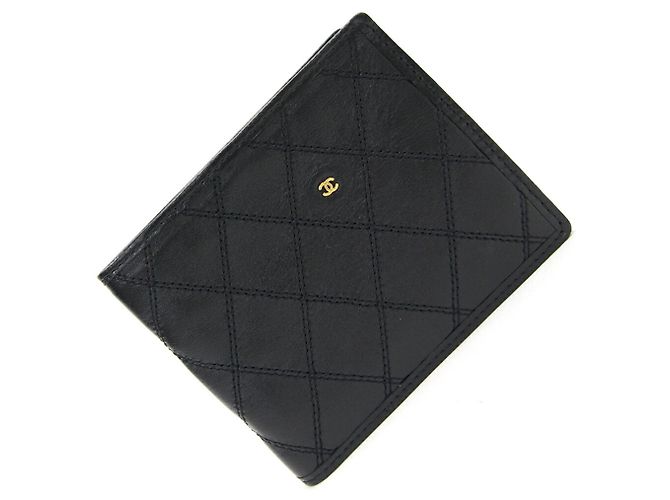 Timeless Chanel Black