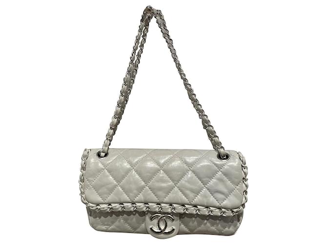 Chanel chain around Grey Leather ref.924230 - Joli Closet