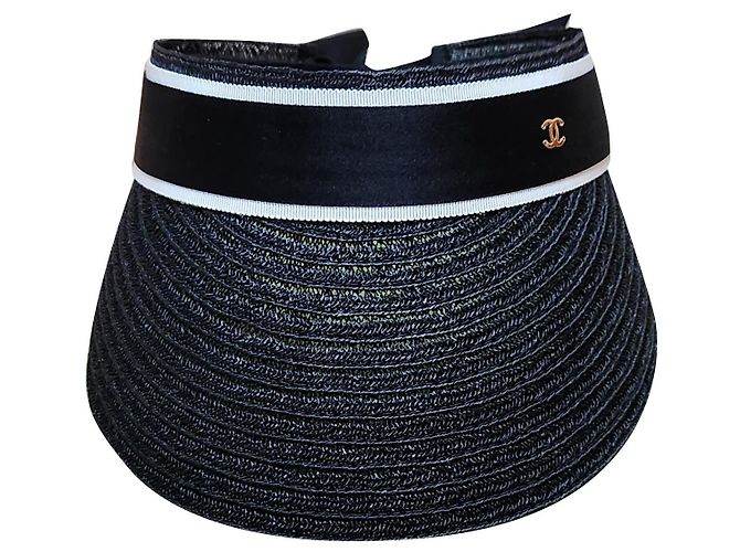 Cambon Chanel Collection Cruise visor 2022 Black White