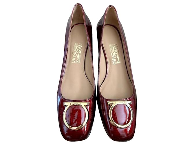 Salvatore Ferragamo Heels Dark red Patent leather  ref.926504