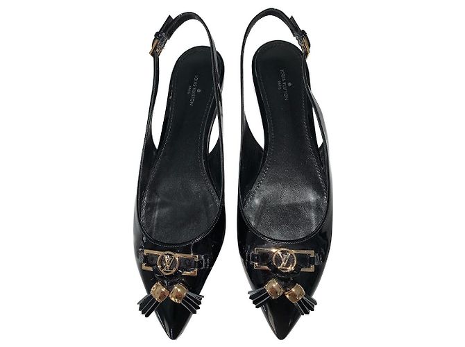 Louis Vuitton Black Leather Flats Size 40
