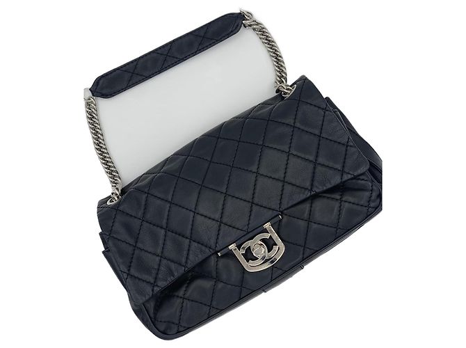 Classique CHANEL Sacs à main Cuir Noir