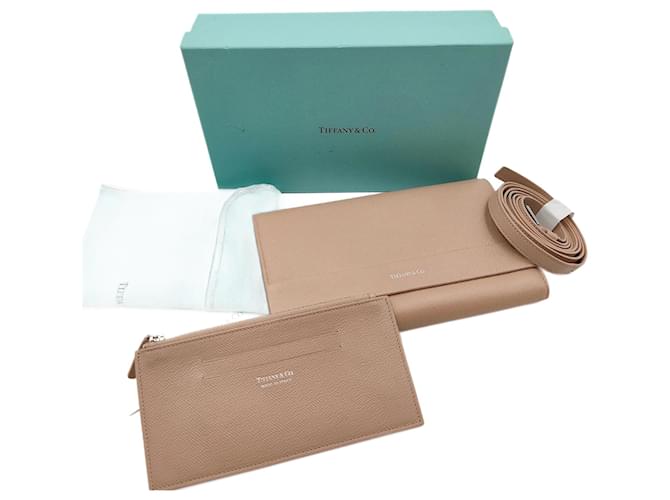 TIFFANY & CO. wallet with shoulder strap in beige leather  ref.927752