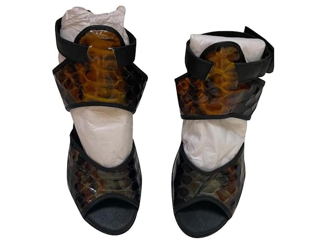 Autre Marque Sandals Multiple colors Leather  ref.927798