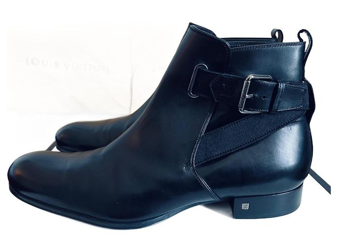 Louis Vuitton Boots Black