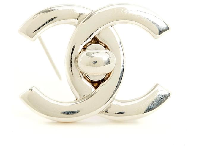 Chanel 96P SILVER CC TURNLOCK L Silvery Metal ref.930346 - Joli Closet