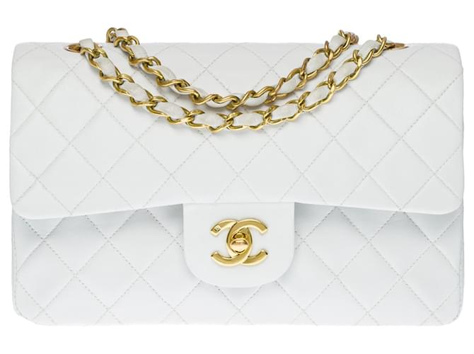 Chanel TIMELESS CROSSBODY BAG 23 CM lined FLAP IN WHITE QUILTED LAMB  LEATHER -100778 Lambskin ref.931272 - Joli Closet