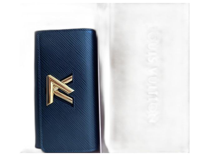 Louis Vuitton Epitwist Black