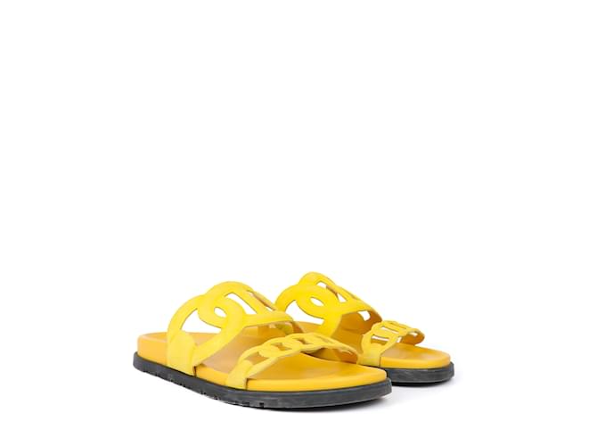 Hermès HERMES  Sandals T.EU 38.5 Leather Yellow  ref.932899