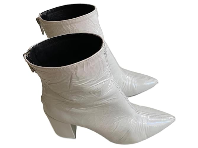 Zadig & Voltaire botas de tornozelo Branco Couro de avestruz  ref.934141