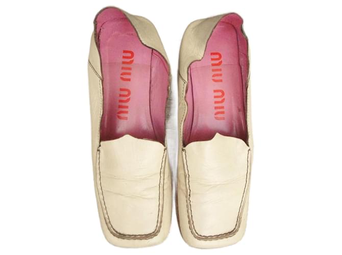 Miu Miu p loafers 36,5 Eggshell Leather  ref.934317