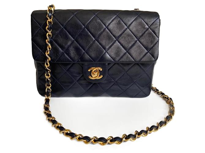 Chanel TIMELESS/ Clássico Azul Couro  ref.934594