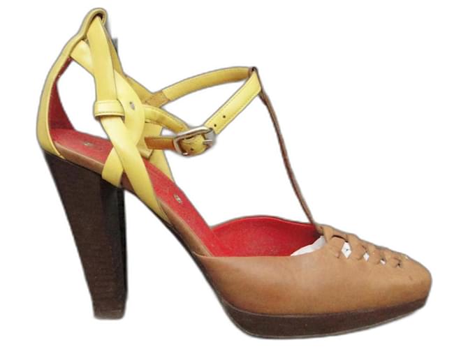 Céline Celine p sandals 37,5 Yellow Light brown Leather  ref.934607