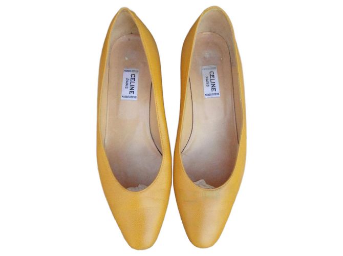 Céline flat pumps vintage p 36 Yellow