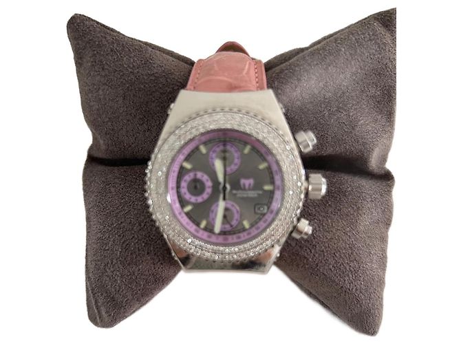 Technomarine Damenuhr mit Diamantkrone