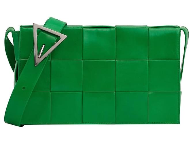 BOTTEGA VENETA Parakeet color boxes Green Leather  ref.937015