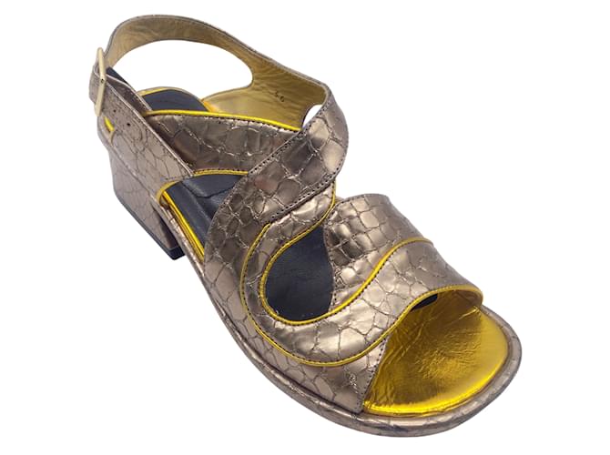 Dries van Noten Sandali in pelle di serpente color bronzo metallizzato Metallico Pelli esotiche  ref.937709