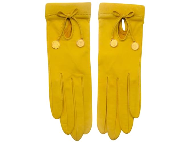 Gants en cuir jaune Hermès  ref.938685
