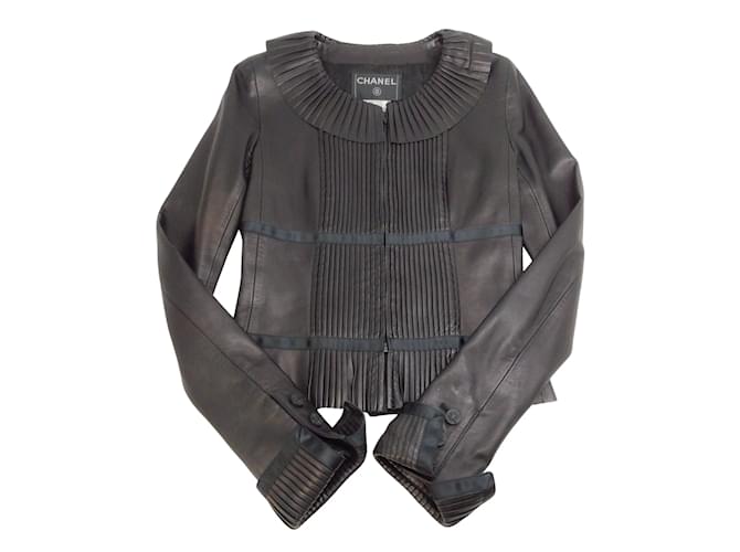 Veste plissée noire Chanel Cuir  ref.938810
