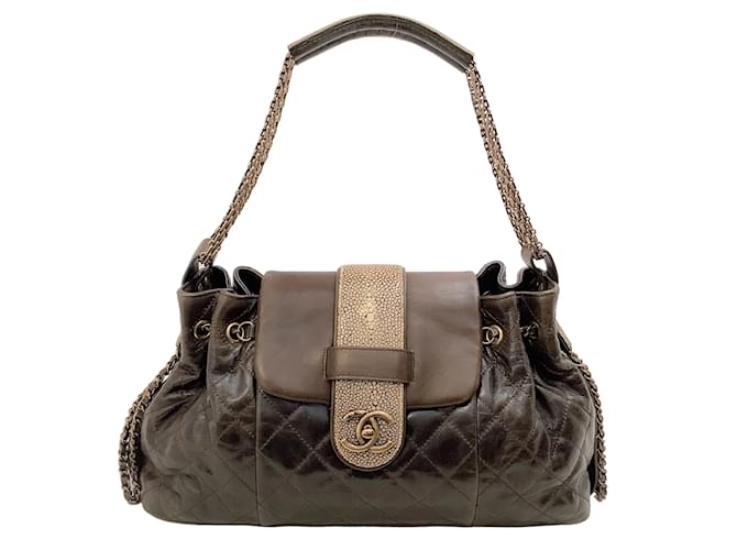 Chanel Brown Leather Quilted Bindi Shoulder Bag with Stingray Flap Golden  ref.938842