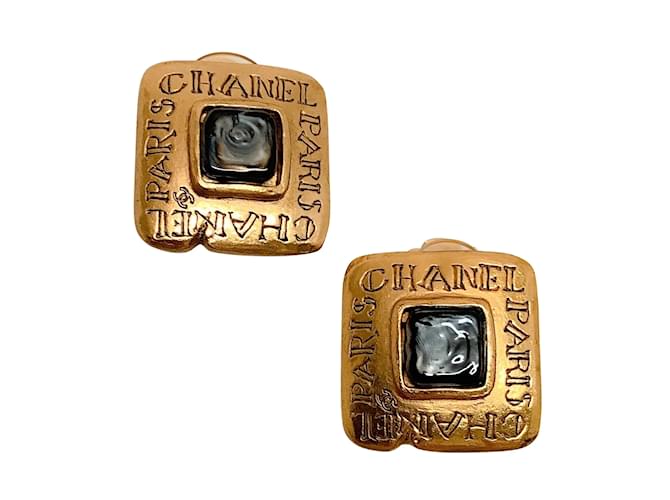 Chanel Gold / Gripoix 1999 Clip On Square Embossed Logo Earrings Golden Metal  ref.938868