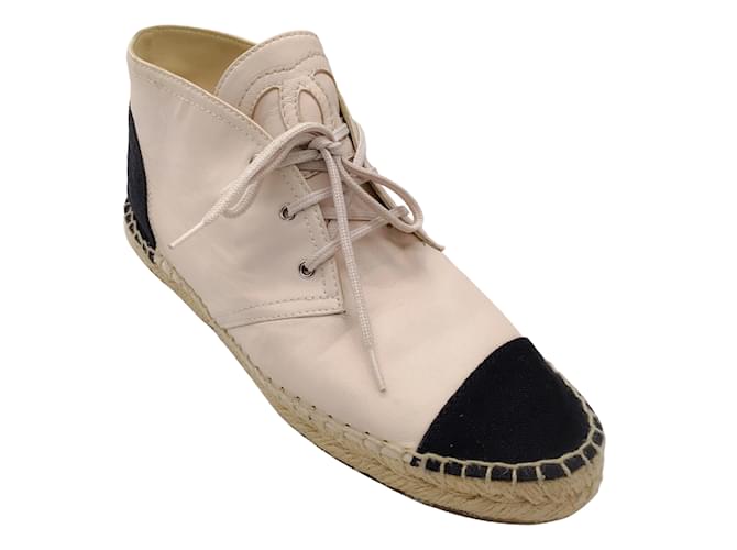 Chanel beige / Black Leather and Canvas Cap Toe Lace-Up Espadrille Ankle Booties  ref.938922