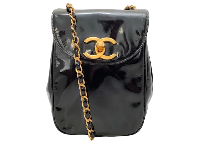 Mini sac à bandoulière Chanel Vintage en cuir verni noir Cuir vernis  ref.939054
