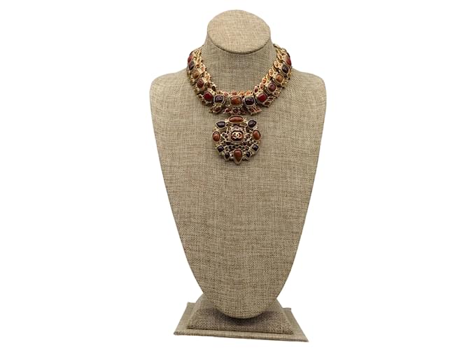 Chanel Red and Purple Stone Pendant Necklace Metal ref.939529 - Joli Closet