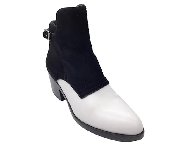 Alexander Wang White / Black Leather and Calf Hair Boots  ref.940010
