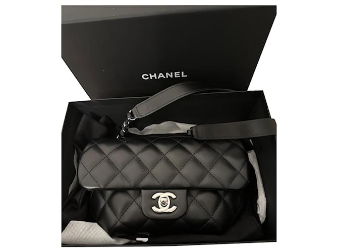 Chanel TIMELESS Black Leather  ref.940237