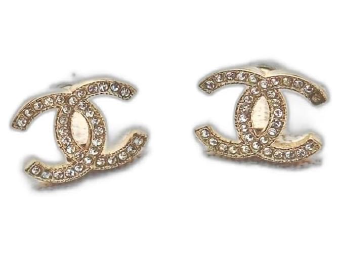 Chanel CC with rhinestones Golden Gold-plated  ref.940243