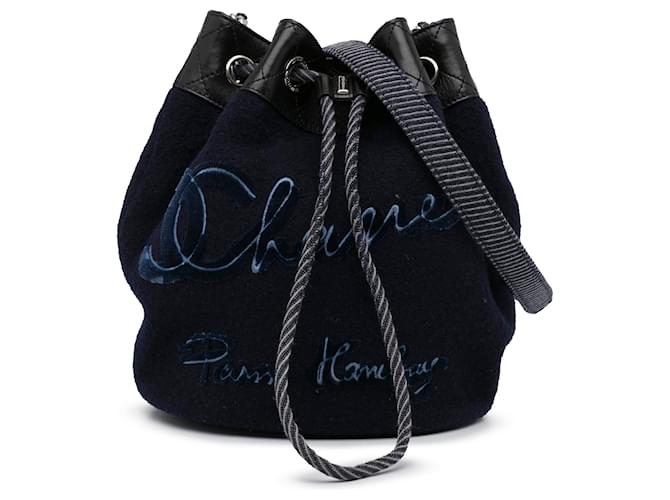Chanel Blue Paris Hamburg Wool Bucket Bag Navy blue Cloth ref.941960 - Joli  Closet