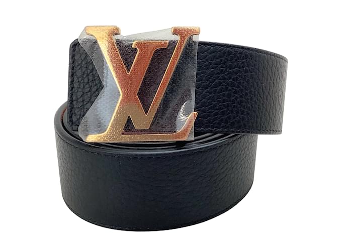 Louis Vuitton 40MM Black Leather Initials Belt ref.942222 - Joli Closet
