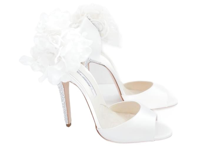 Brian Atwood Corage Trim Crystal Heel Bridal Shoes Cream Satin  ref.942305