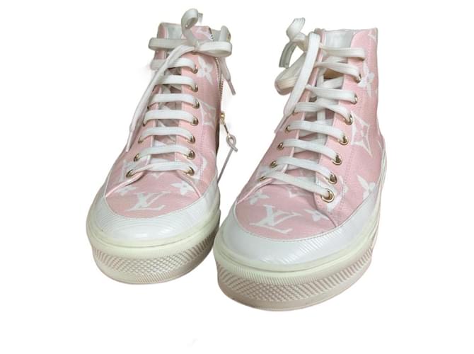 pink and white louis vuitton shoes