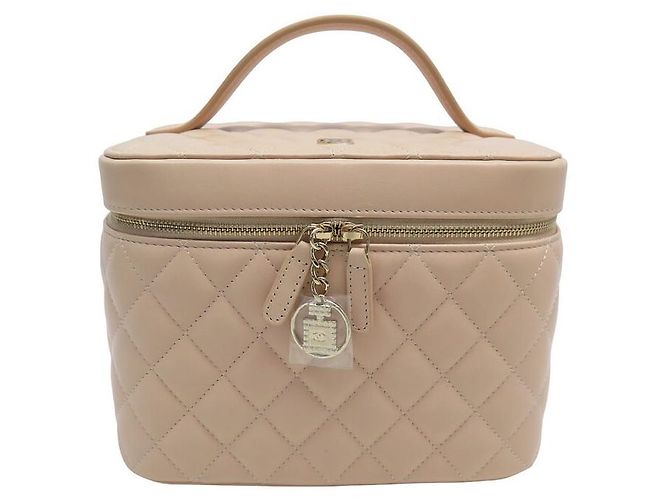 Vanity NOVA CAIXA CHANEL COURO BEGE ACOLCHOADA NOVA BOLSA DE HIGIENE