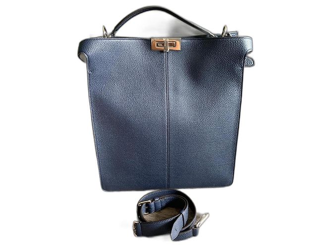 Fendi Bolsa Peekaboo Iseeu Azul