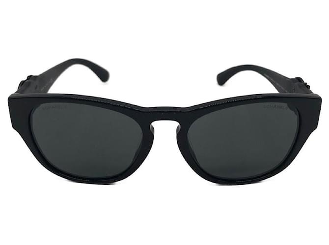 ****CHANEL Black Sunglasses Plastic  ref.945723