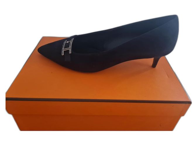 Hermès Escarpin Blush avec la boucle HAPI Noir