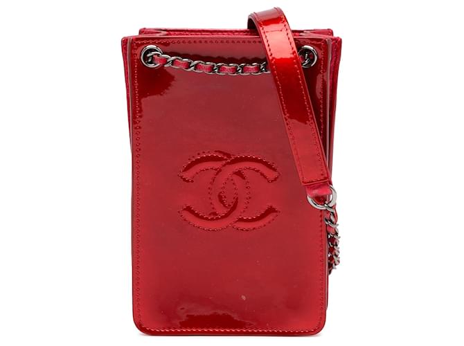 Chanel Red CC Phone Holder Chain Crossbody Leather Patent leather  ref.946459 - Joli Closet