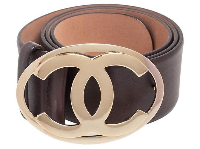 Cinto Chanel de couro de cordeiro marrom escuro com fivela CC prateada Castanho escuro