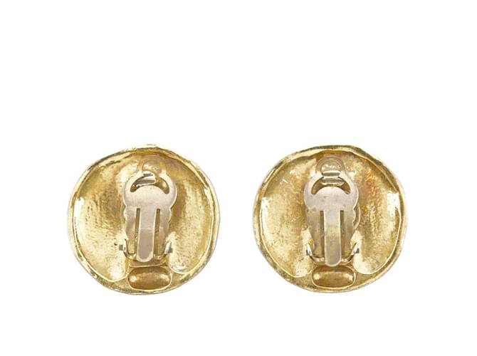 Chanel Boucles d'oreilles à clip rond avec logo Métal Doré  ref.949228