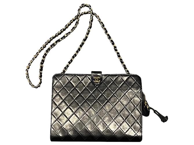 Chanel Handtaschen Schwarz Leder  ref.948800