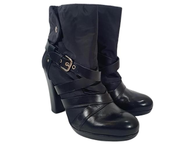 Stuart Weitzman Ankle Boots Black Leather Cloth  ref.949741